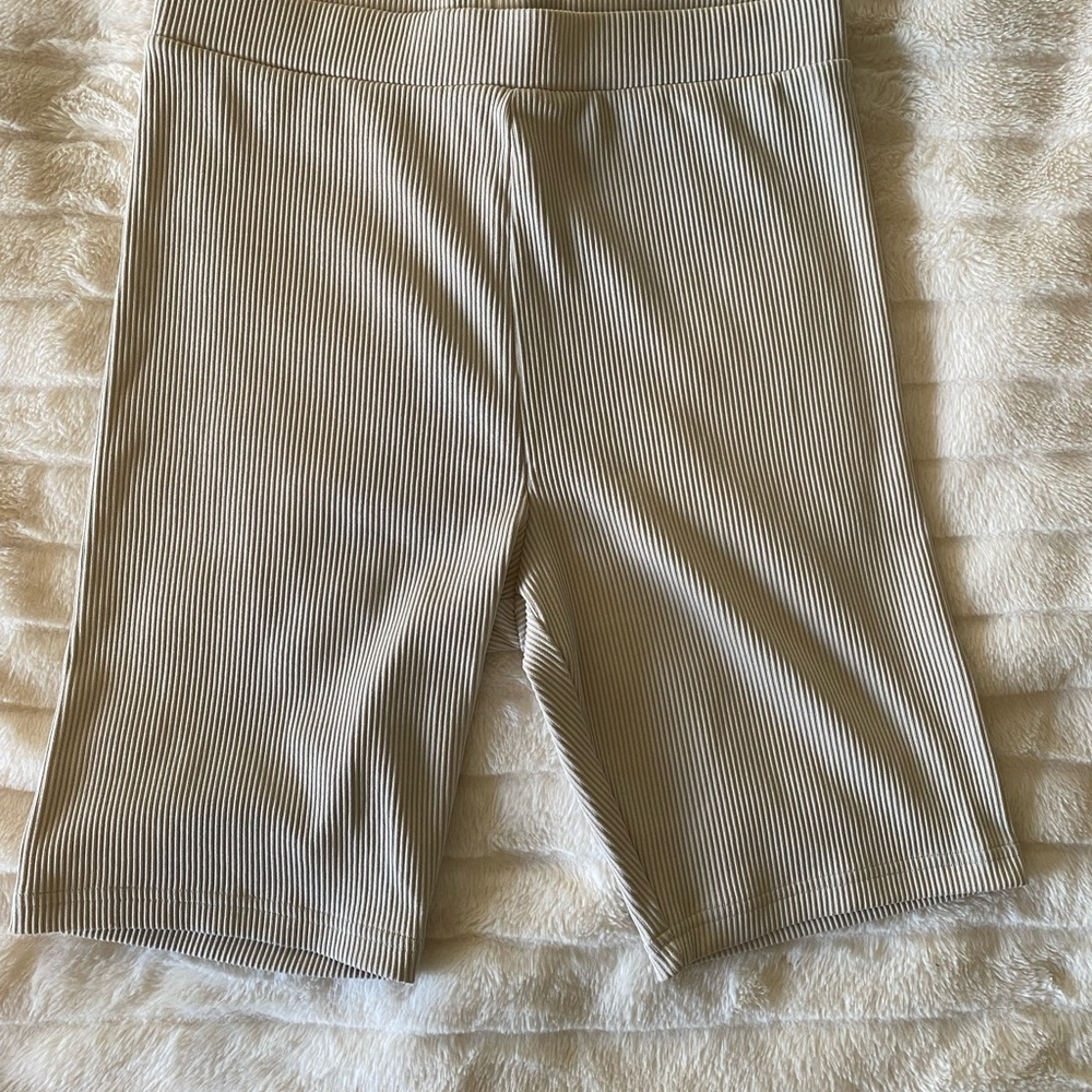 Women's Ribbed Beige Biker Shorts